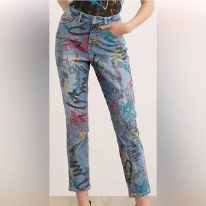 🤩 Designer Joseph Ribkoff Faded Graffiti Jeans 12 Soft Embellished